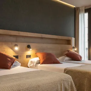 Gasthof Fontanella By Bcn Urban, Barcelona