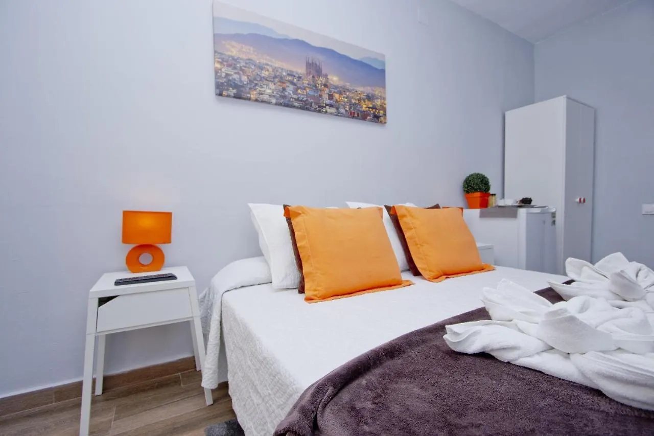 Barcelona City Seven Гостевой дом